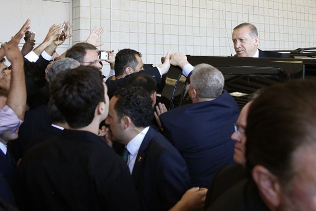 Presiden Turki Dilaporkan...