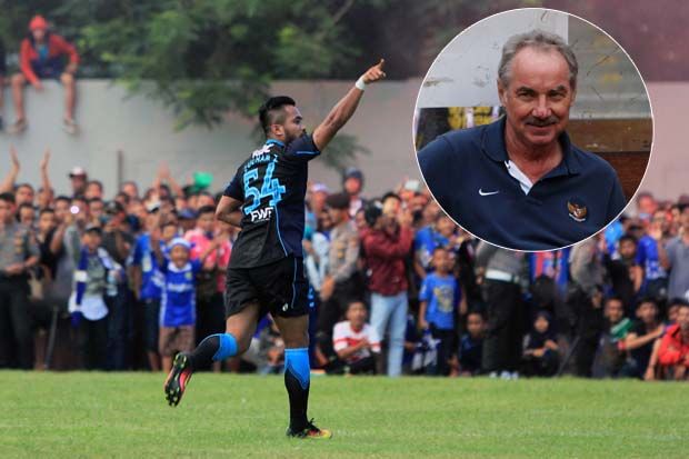 Dukung Riedl Jadi Pelatih...
