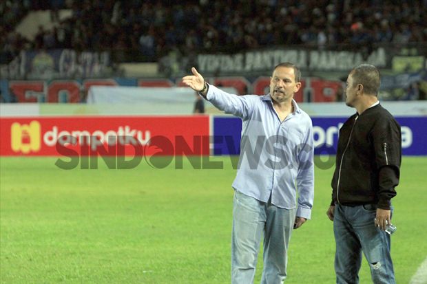 Umuh Muchtar Belum Tentukan...