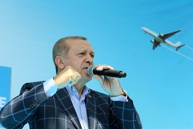 Ketika Erdogan Kuliahi...
