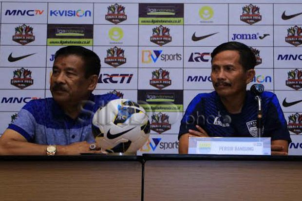 Bobotoh Desak Djanur...