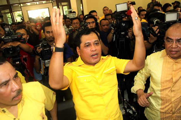 Keluarga Ketua Golkar...