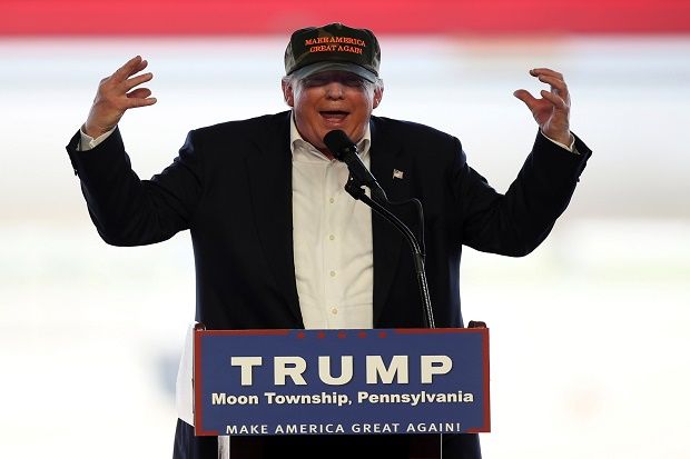 Trump Salahkan Komunitas...