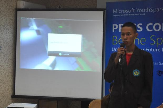 300 Aplikasi Game Berhasil...