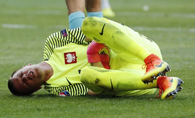 Wojciech Szczesny Absen...