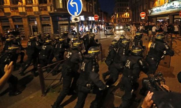 Di Kota Lille, Suporter...