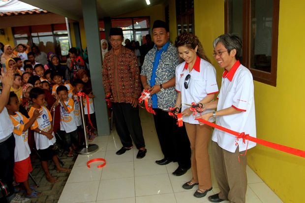 Wings Gelar CSR Berikan...