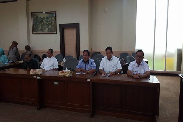 Komisi 1 DPRD Jambi...