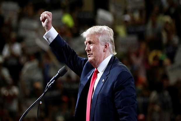 Donald Trump Ingin Tiru...