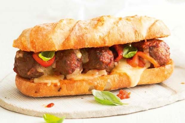 Sandwich Bakso Bolognese,...