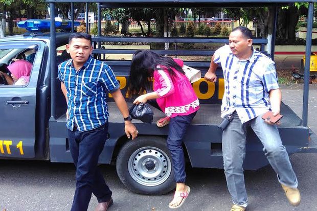 Copet Wanita di Palembang...