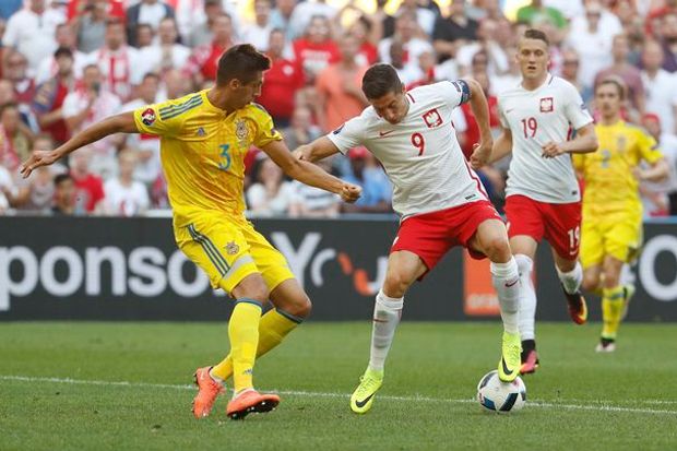 Di Babak Pertama, Ukraina...