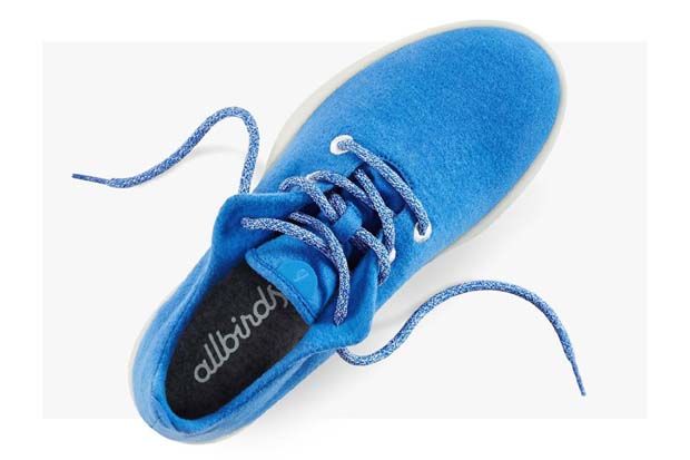 Lebih Lembut, Sepatu...