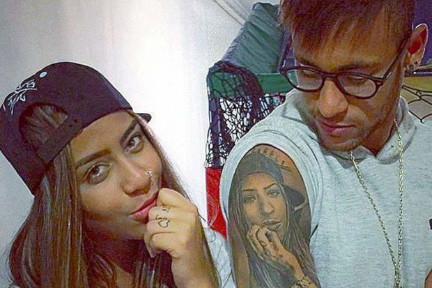 Adik Perempuan Neymar...