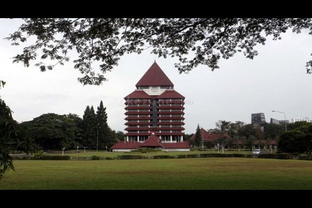 UI Bangga Masuk 200...