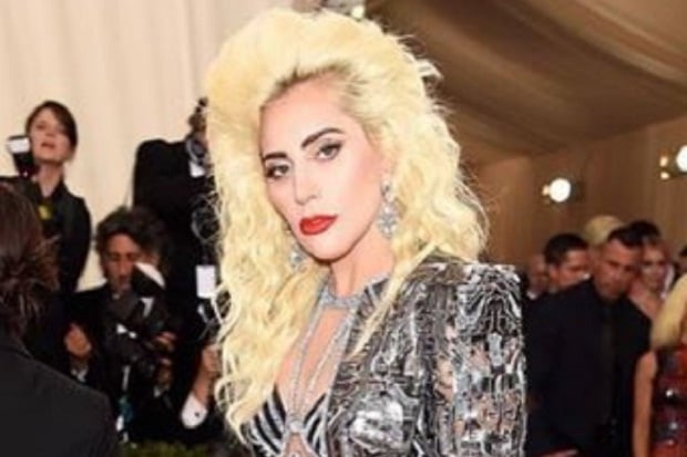 Lady Gaga dan Dalai...