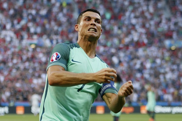 Cristiano Ronaldo Telikung...