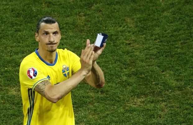 Zlatan Ibrahimovic Resmi...