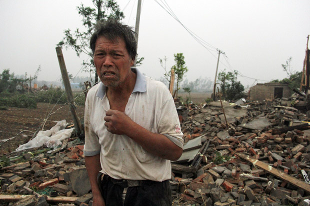 Tornado dan Badai Hujan...
