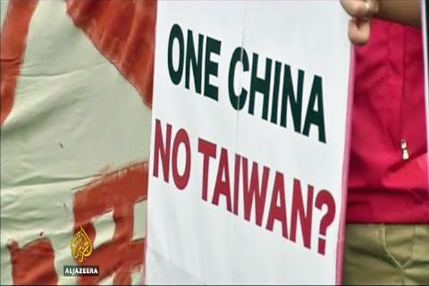 China Putuskan Komunikasi...
