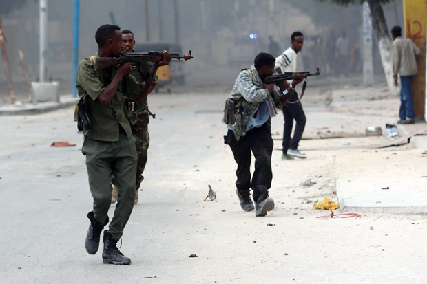Militan Al-Shabaab Serbu...