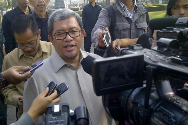 Aher: Mobil Dinas Dilarang...