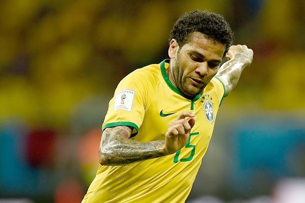 RESMI: Dani Alves Perkuat...