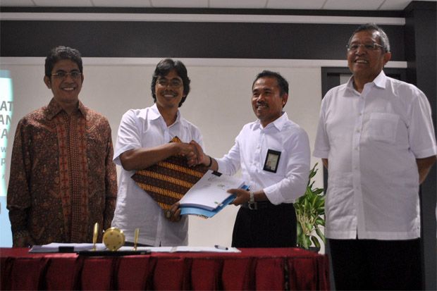 Penuhi Kebutuhan Listrik,...