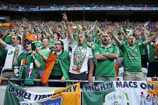 Horeee...Fans Rep. Irlandia...