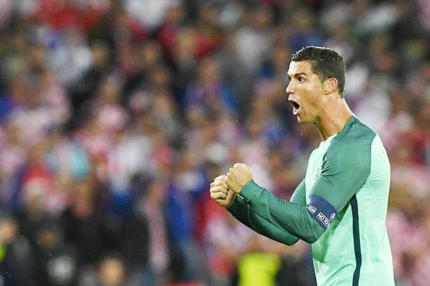 CR7 Butuh 1 Gol Lagi...