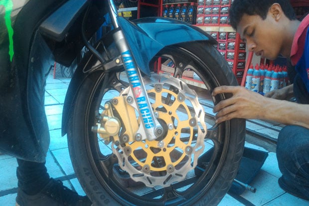 Perhatikan Kondisi Ban...