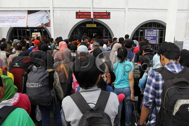 Gelar Mudik Gratis via...