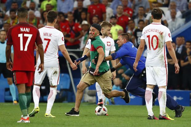 Portugal dan Polandia...