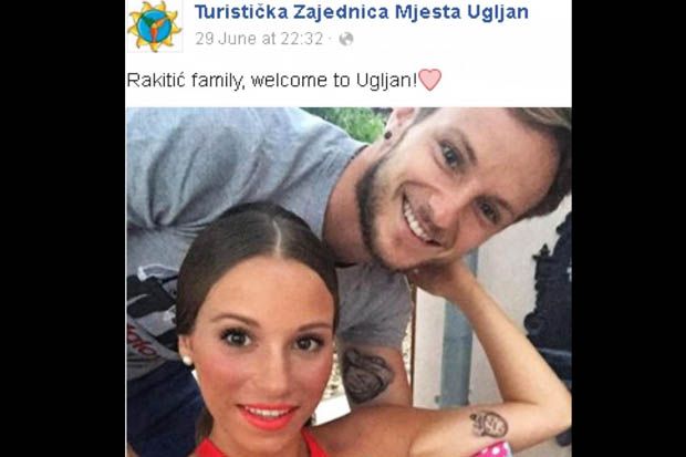 Vila Mewahnya Ditimpukin...