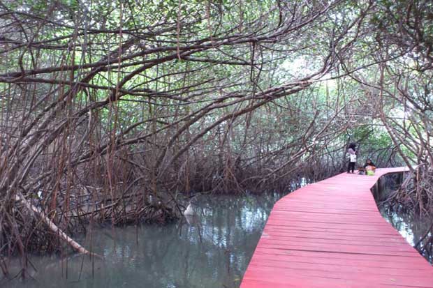 10 Lokasi Wisata yang...