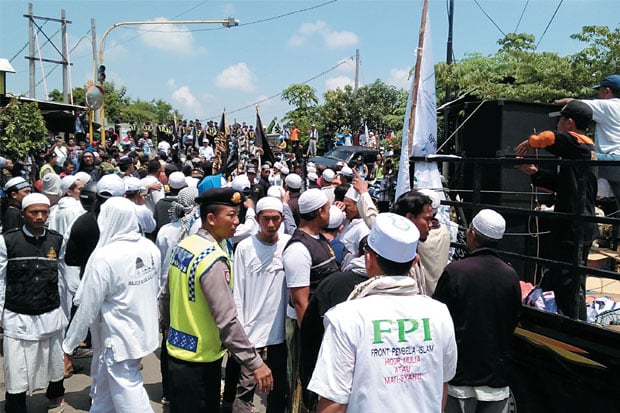 Walaupun Dilarang, FPI...