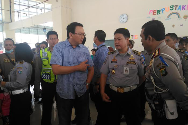 Sidak ke Terminal Pulogebang,...
