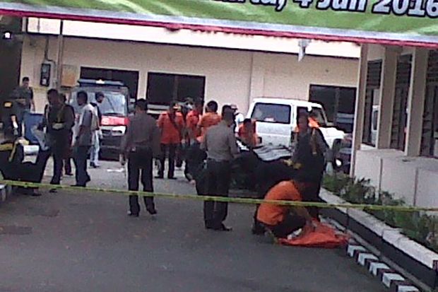 Pelaku Bom Bunuh Diri...