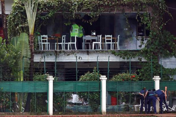 ISIS: Serangan di Bangladesh...