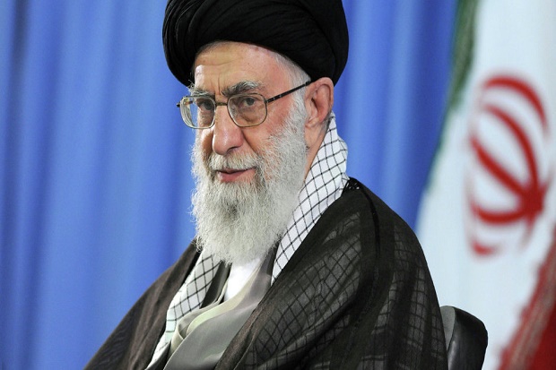Khamenei: Kekuatan Dunia...