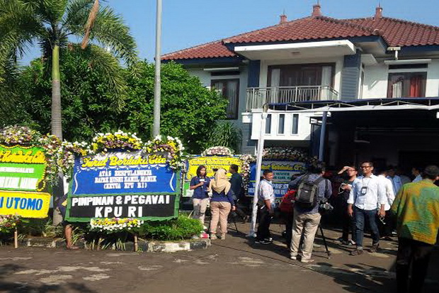 Karangan Bunga Duka...