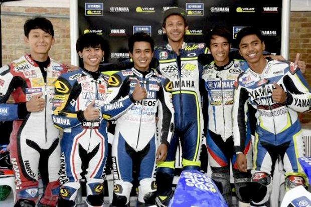 Rossi Kasih Ilmu Hingga...