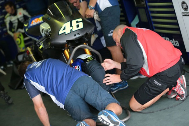 Valentino Rossi Gunakan...