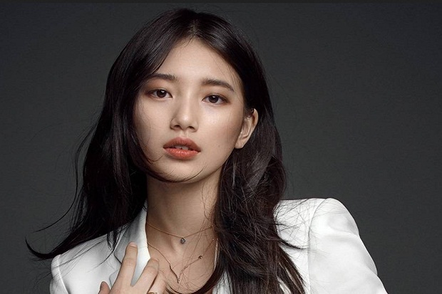 Suzy Bae Jadi Patung...