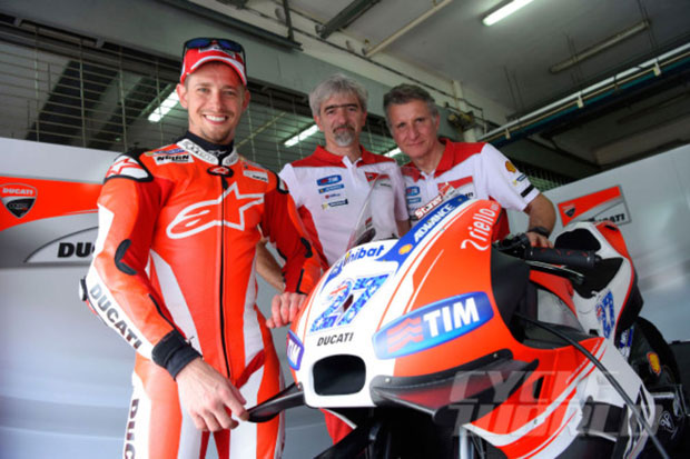Stoner Bongkar Ducati...
