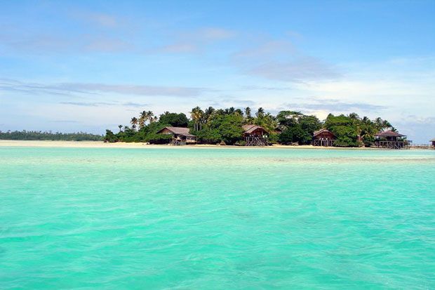 Pulau Derawan yang Kian...