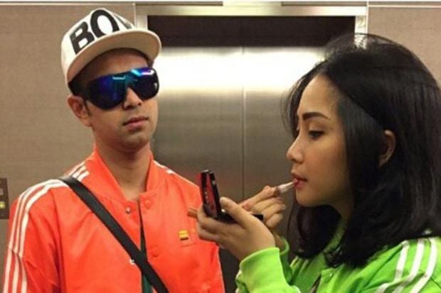 Tips Make Up Simpel...