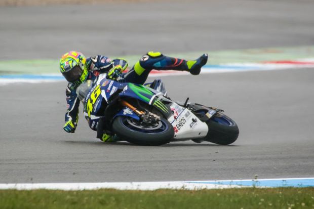 Valentino Rossi Kibarkan...