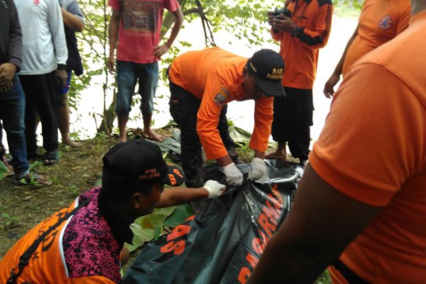 Tenggelam di Sungai...