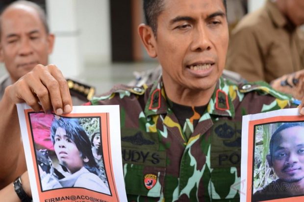 Dua Perempuan yang Melarikan...